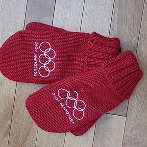 2010 Canada Olympic Mittens